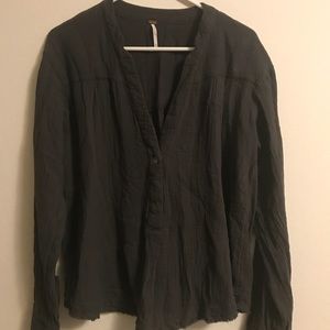 FINAL PRICE ⚡️🖤Free People Frayed Hem Shirt